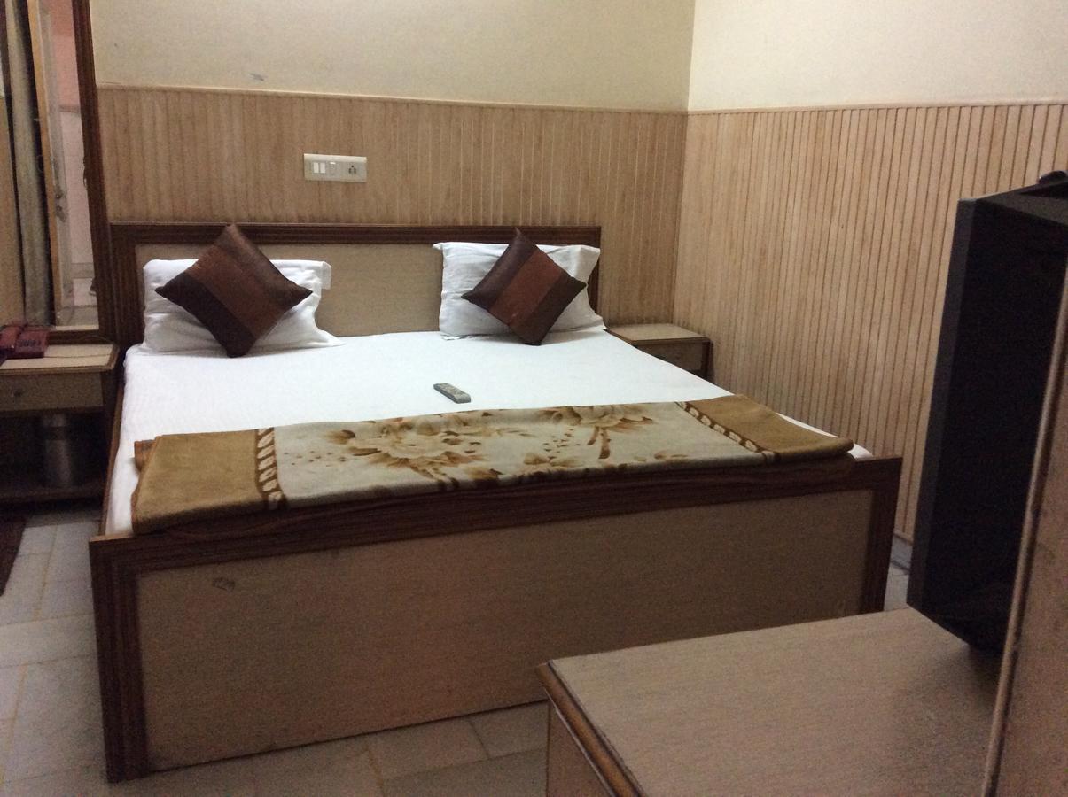 Hotel Hilroz Amritsar Extérieur photo
