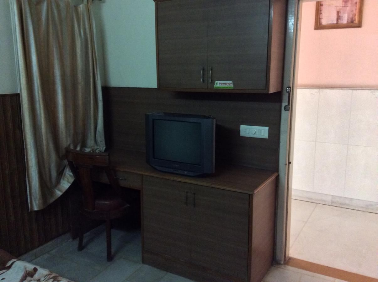 Hotel Hilroz Amritsar Extérieur photo